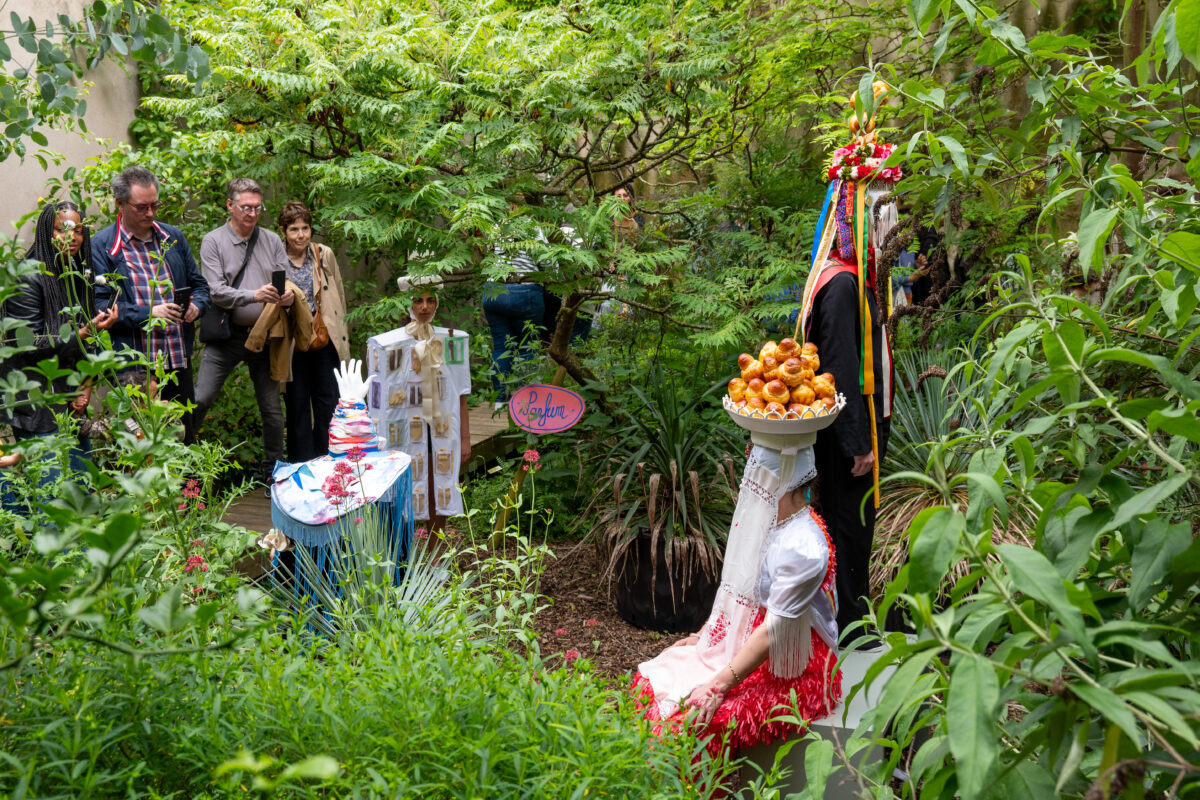 𝐏𝐀𝐑𝐀𝐃𝐄 𝐏𝐀𝐑𝐔𝐑𝐄 𝐏𝐀𝐘𝐒𝐀𝐆𝐄 – Vanina Langer & Magali Wehrung